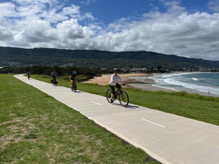 Sydney to Kiama family flashpacking